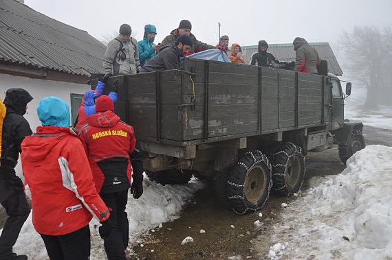 Odjezd od chaty Perelesok