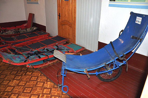 P�ed�v�n� materi�lu v centr�le v U�horod�