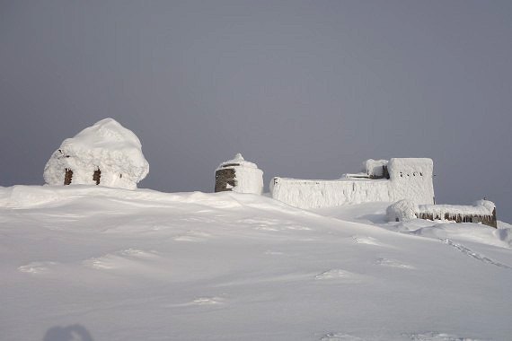 Ukrajina pod hromadami sněhu