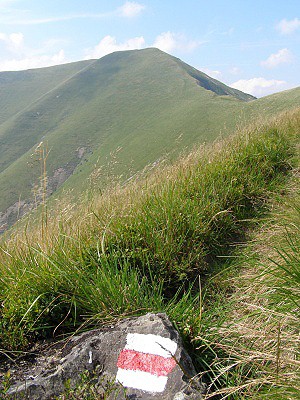 �erven� zna�ka z Kolo�avy na Nehrovec