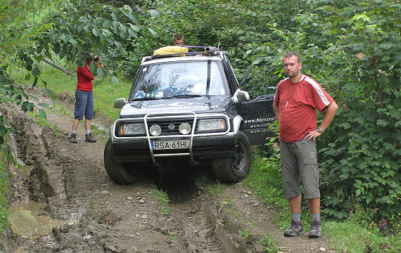 P�esun pod sedlo Prislop nebyl snadn�